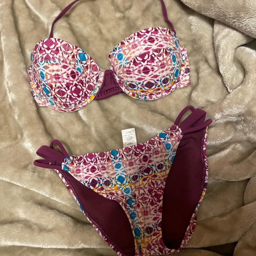 Hula Honey bathing suit 2 piece